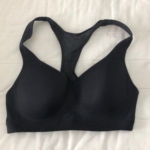 Under Armour Sports Bra - BRAND NEW